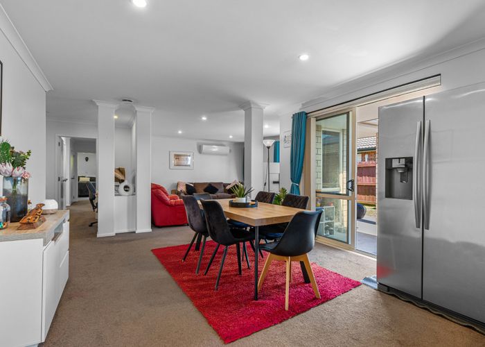  at 33 Seabreeze Place, Papamoa, Tauranga, Bay Of Plenty