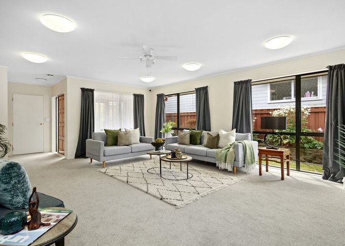  at 10 Earlston Grove, Avalon, Lower Hutt