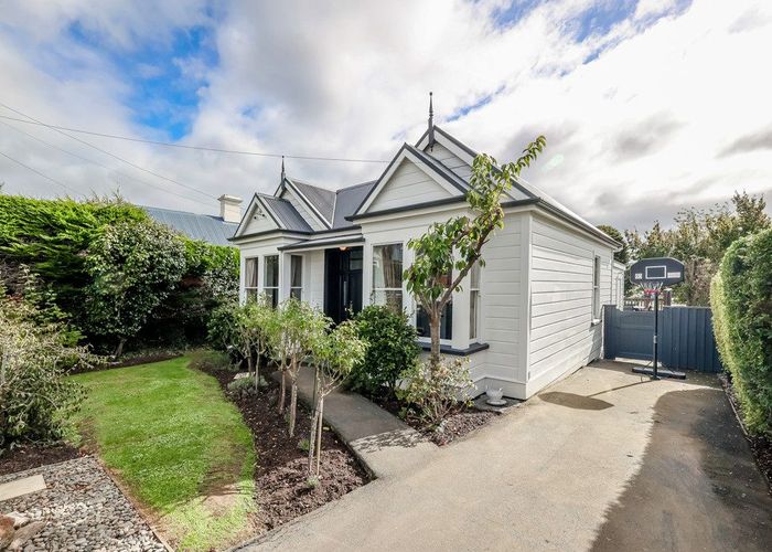  at 8 Beta Street, Belleknowes, Dunedin, Otago