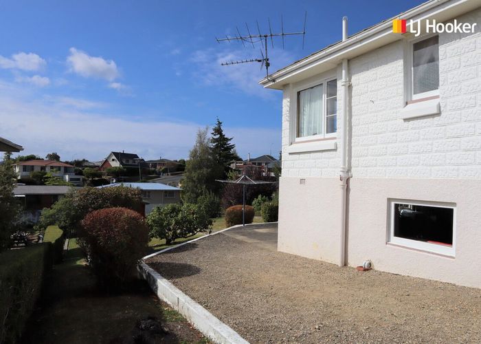  at 6 Freyberg Road, Fairfield, Dunedin