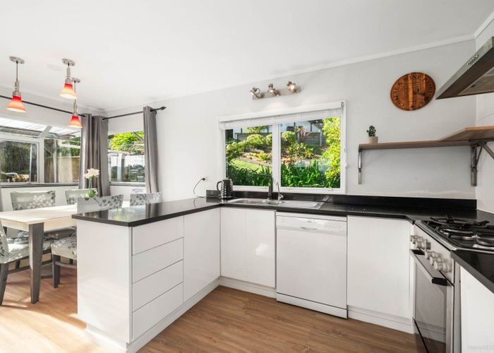  at 1/14 Delshaw Avenue, Stanmore Bay, Whangaparāoa