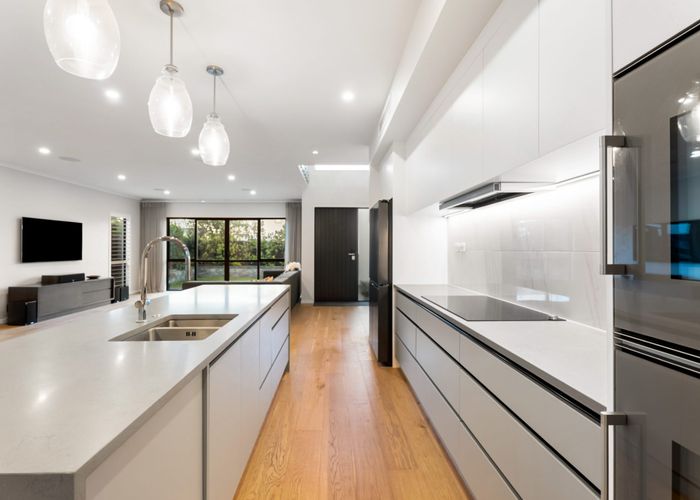  at 5 Headsail Drive, Long Bay, North Shore City, Auckland