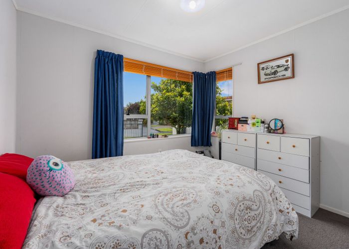  at 7 Denver Place, Milson, Palmerston North