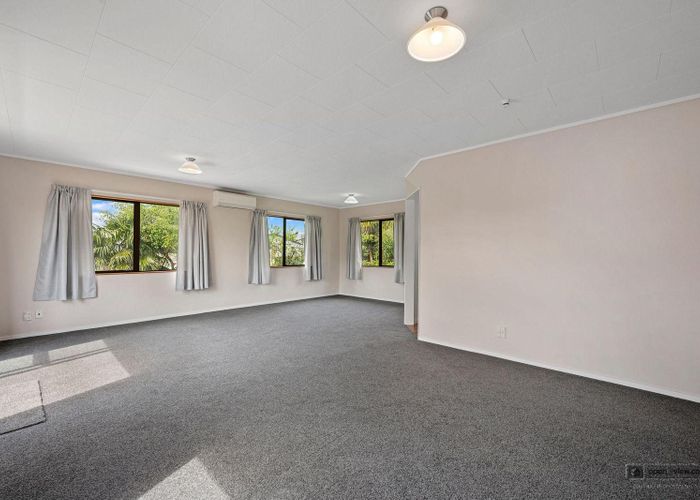  at 1/32 Parakai Avenue, Parakai, Helensville, Rodney, Auckland