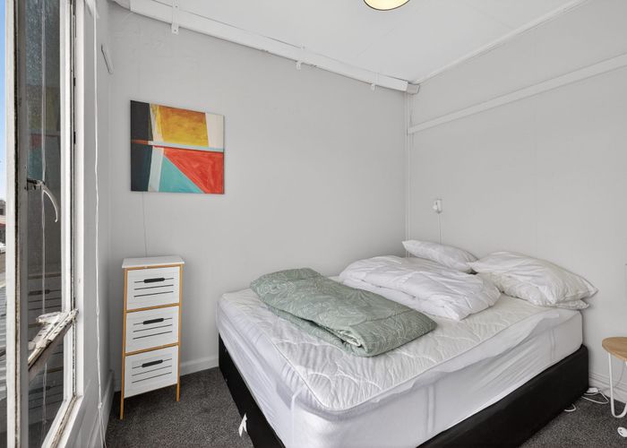  at 2/270 Lincoln Road, Addington, Christchurch City, Canterbury