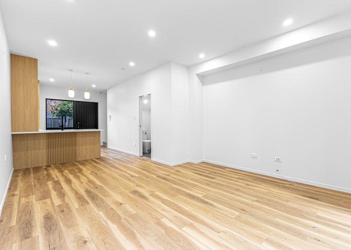 at 10C & 10D Keate Place, Mount Wellington, Auckland City, Auckland