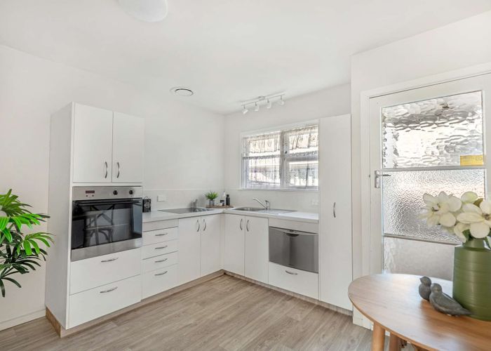  at 1/472 Greers Road, Bishopdale, Christchurch City, Canterbury