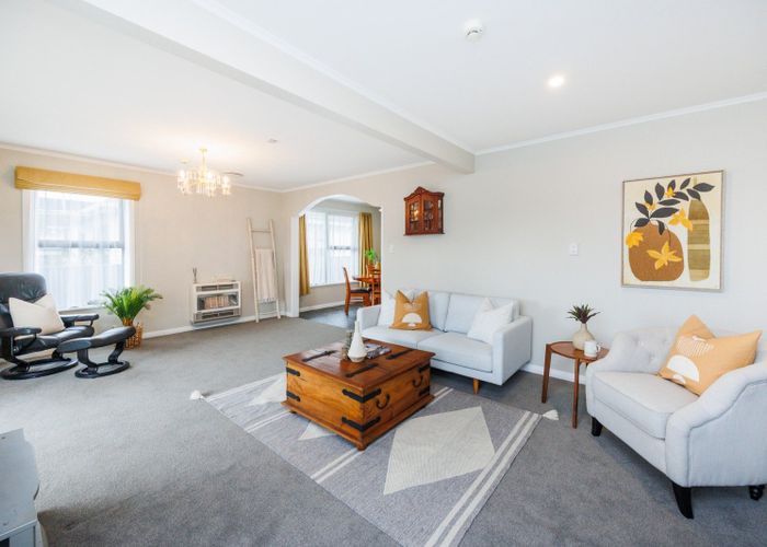  at 9 Bristol Crescent, Roslyn, Palmerston North, Manawatu / Whanganui