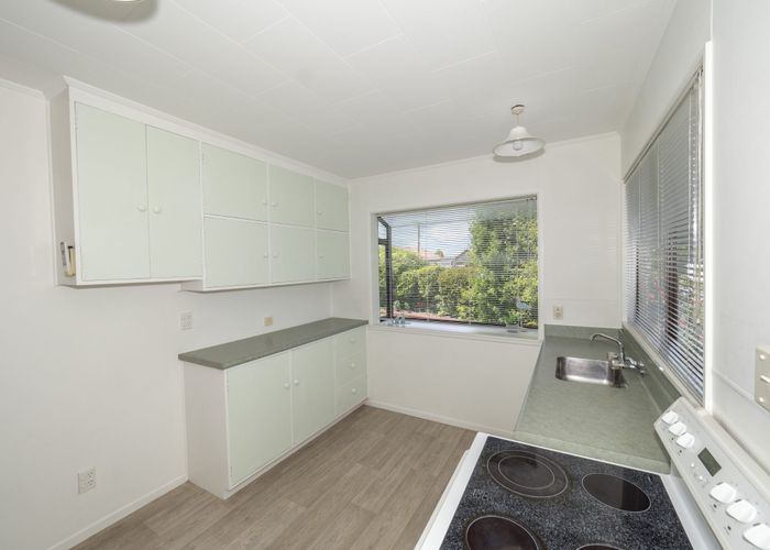  at 2/38 High Street, Solway, Masterton