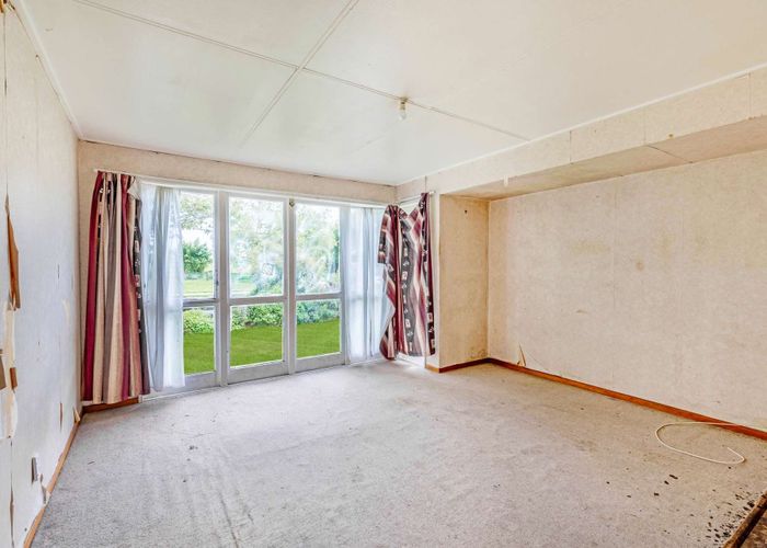  at 11 Hamilton Drive, Waiuku, Waiuku