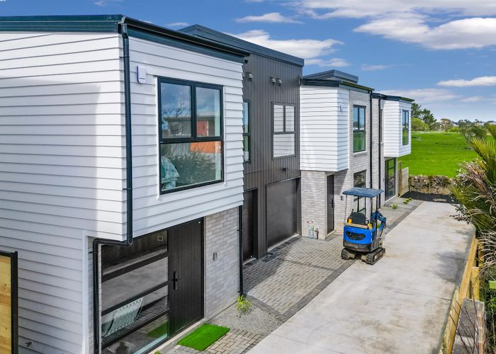  at 4/30 Wellesley Road, Mangere Bridge, Manukau City, Auckland