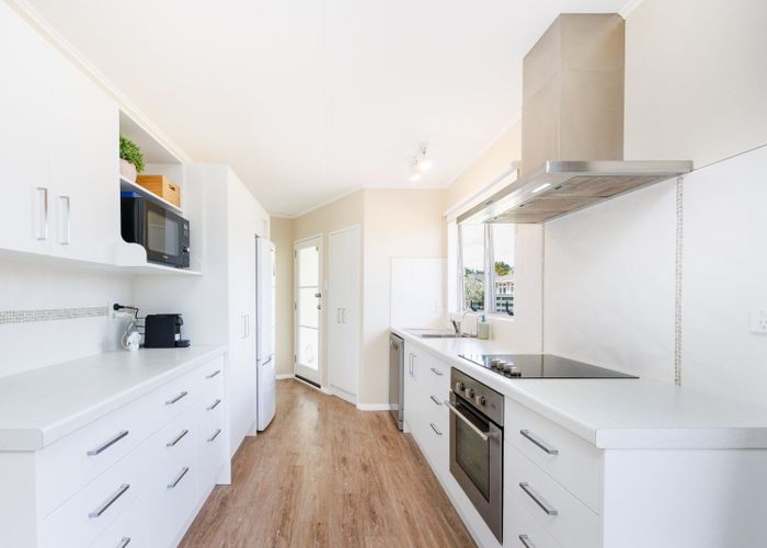  at 16 Wyndham Street, Awapuni, Palmerston North, Manawatu / Whanganui