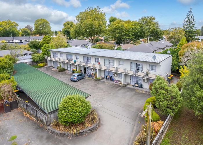  at 200 Grey Street, Hamilton East, Hamilton