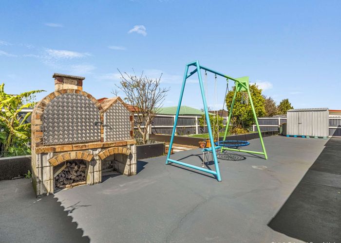  at 526 Massey Road, Mangere, Manukau City, Auckland