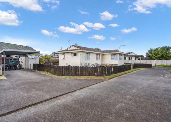  at 1/16 Trimdon Street, Randwick Park, Manukau City, Auckland