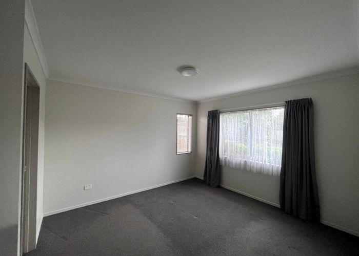  at 120 Kervil Avenue, Te Atatu Peninsula, Waitakere City, Auckland