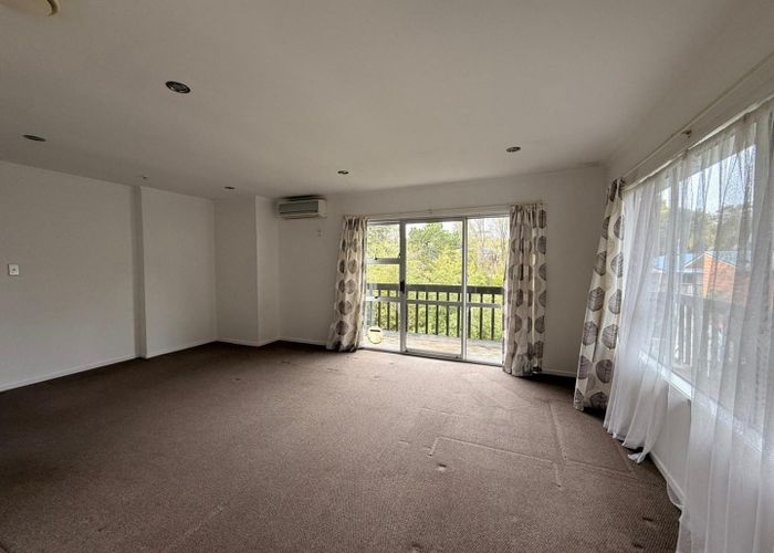  at 223b Beach Haven Road, Beach Haven, North Shore City, Auckland