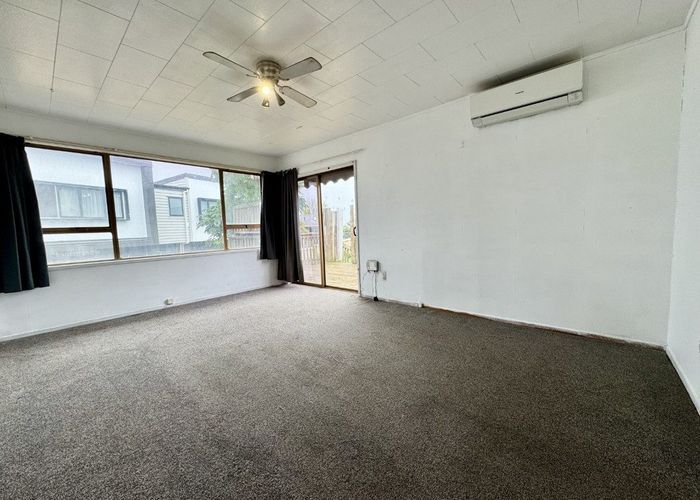  at 13 Pipitea Place, Massey, Waitakere City, Auckland