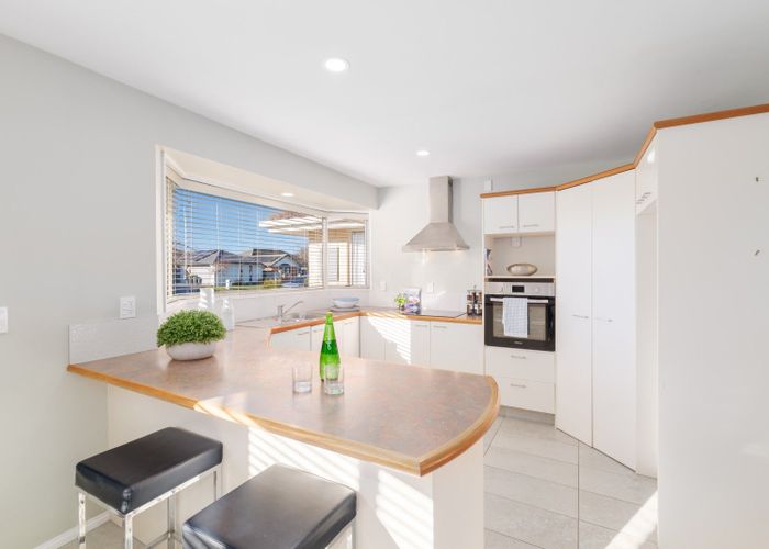  at 31 RUE DE LA MARE, Parklands, Christchurch