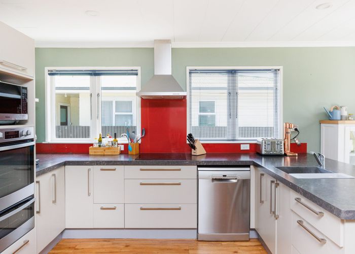  at 14 Parkland Crescent, Terrace End, Palmerston North