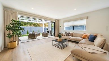  at 8 Ramarama Lane, Crofton Downs, Wellington