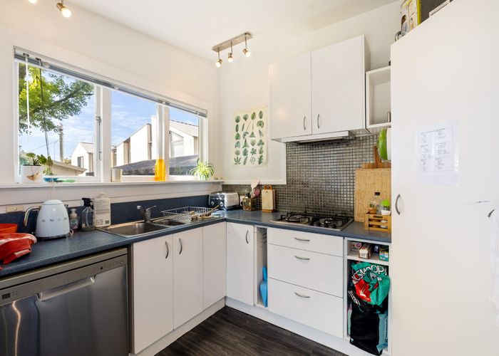  at 66 Caledonian Road, St. Albans, Christchurch City, Canterbury