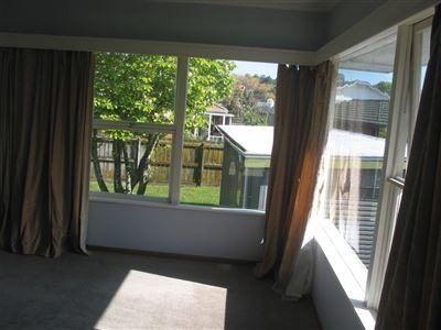  at 2/59 Shakespeare Road, Milford, North Shore City, Auckland