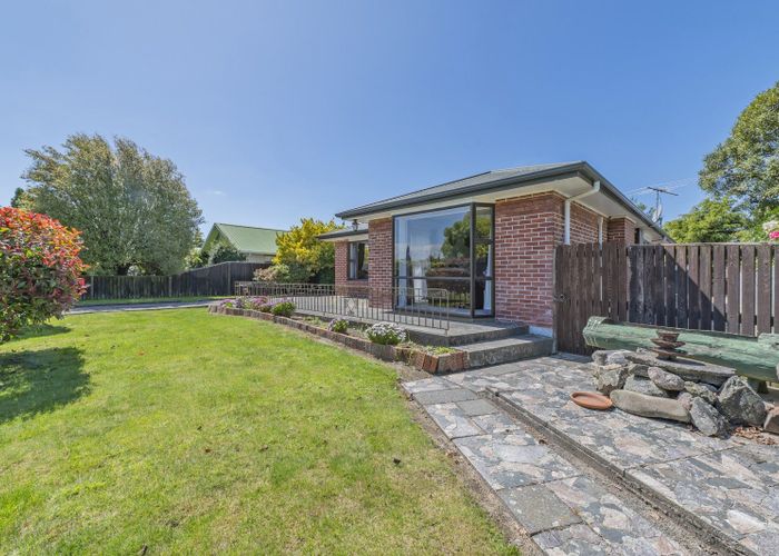  at 12 Longden Street, Darfield, Darfield