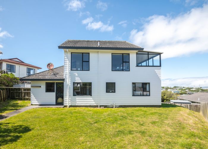  at 3B Glenwood Grove, Woodridge, Wellington