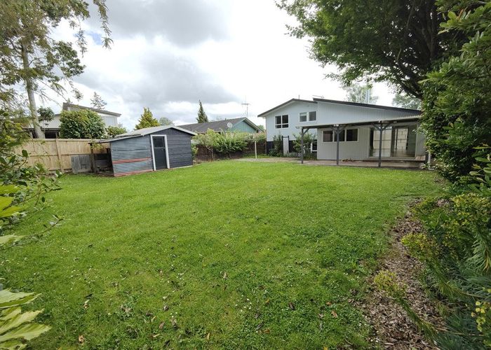  at 16 Samuel Place, Queenwood, Hamilton