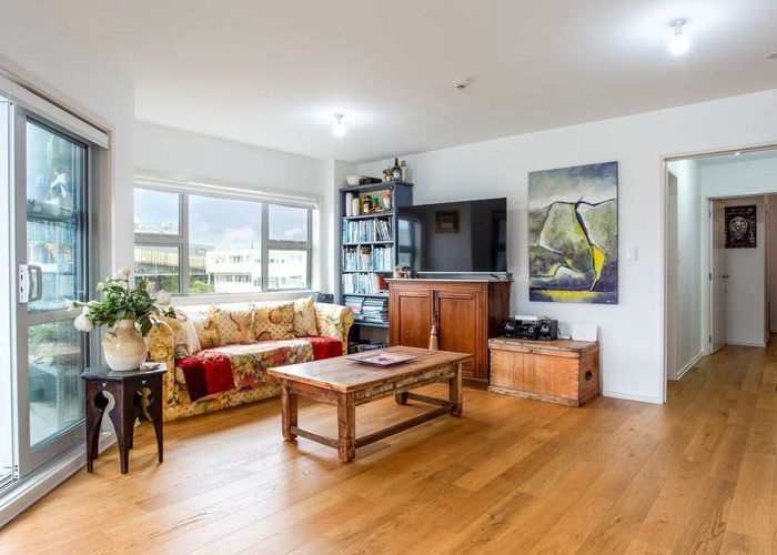  at 16/270 Onewa Road, Birkenhead, Auckland