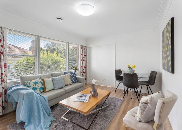  at 1/19 Hayr Road, Three Kings, Auckland City, Auckland