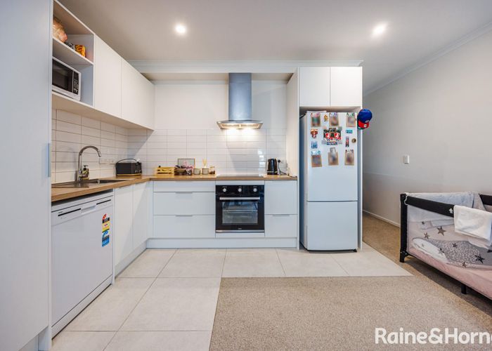  at 4/20 Bader Drive, Mangere, Manukau City, Auckland