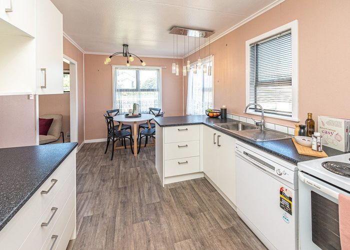  at 75 Cornfoot Street, Castlecliff, Whanganui, Manawatu / Whanganui