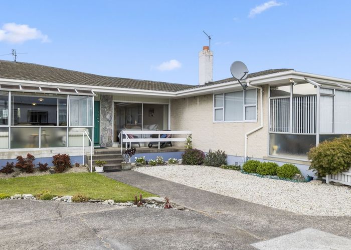  at 2/20 Ings Avenue, Saint Clair, Dunedin, Otago