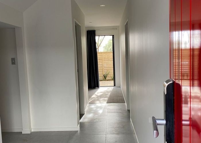  at 12 Panga Place, Henderson, Waitakere City, Auckland