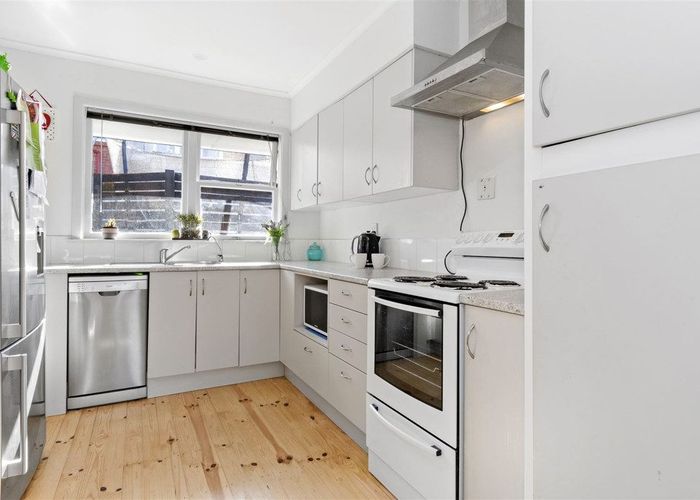  at 1134B Cameron Road, Gate Pa, Tauranga, Bay Of Plenty