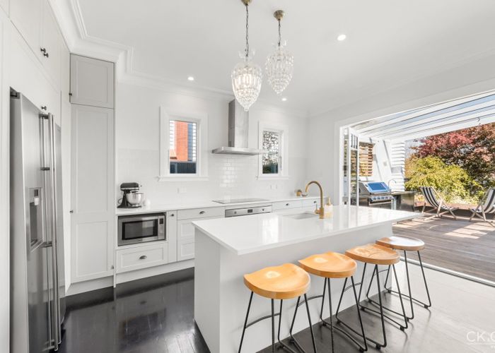  at 16 Hinau Street, Woburn, Lower Hutt