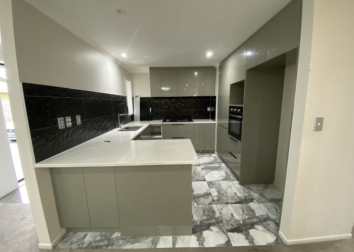  at 10b Cambridge Road, Manurewa, Manukau City, Auckland