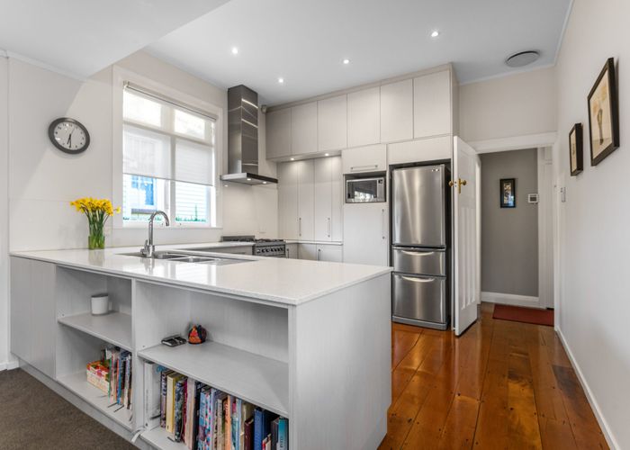  at 18 Euston Road, Sandringham, Auckland City, Auckland