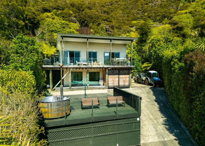  at 25 Sandy Bay Road, BLACK ROCK