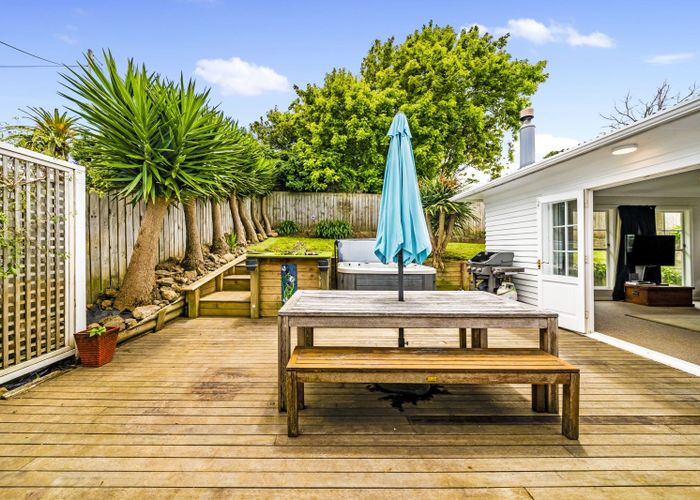  at 10B Moana Avenue, Onehunga, Auckland