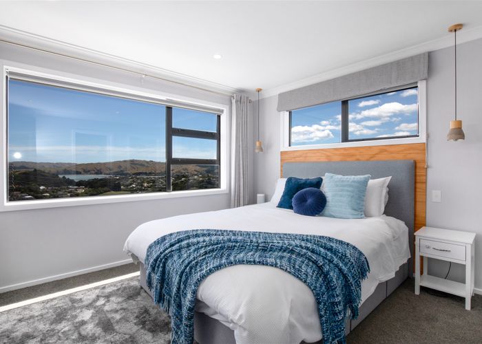  at 20 Pacific View, Whitby, Porirua