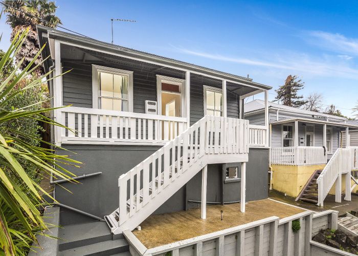  at 1/4 Takau Street, Eden Terrace, Auckland City, Auckland