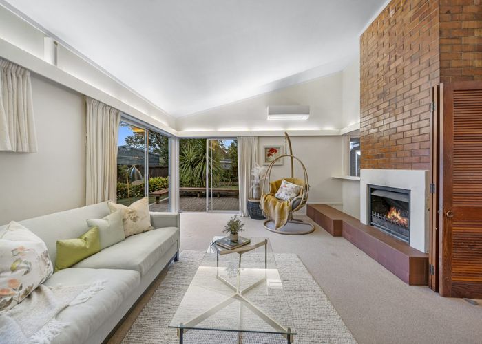  at 4 Nevada Avenue, Pakuranga Heights, Manukau City, Auckland