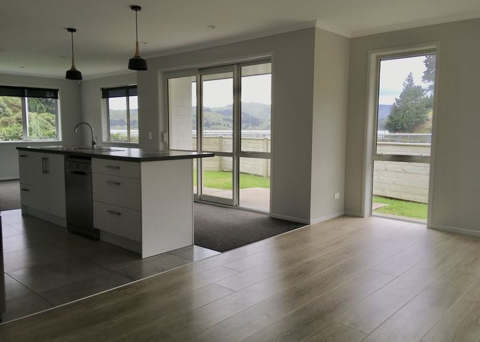  at 1 Tradewinds drive, Whitby, Porirua