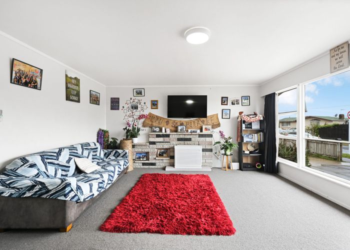  at 62 Prisk Street, Melville, Hamilton