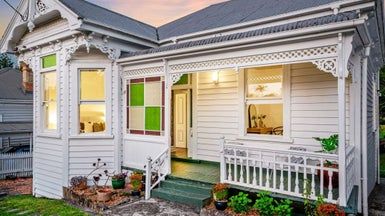  at 39 Richmond Avenue, Northcote Point, Auckland