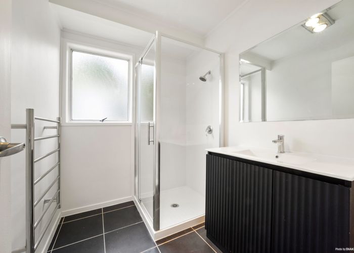  at 14 Zingaro Place, Massey, Waitakere City, Auckland