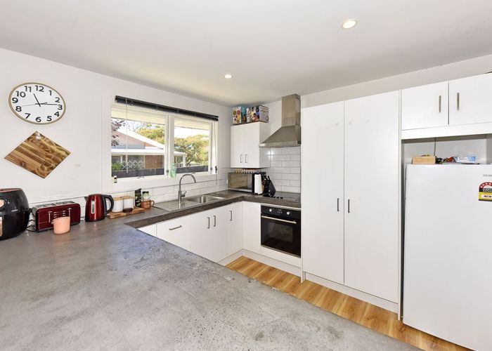  at 2A Curzon Place, Parklands, Christchurch